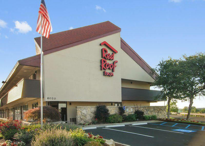 Red Roof Inn Cleveland - Independence Exteriör bild